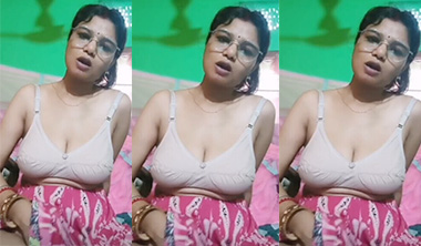 Glasses Horny Wife Masturbating Hot Pussy Fucking HD